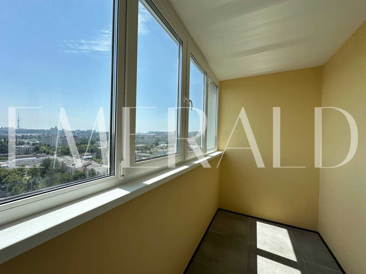 Продажа 2-комнатной квартиры 77.05 м², Коноплянская ул., 22Б