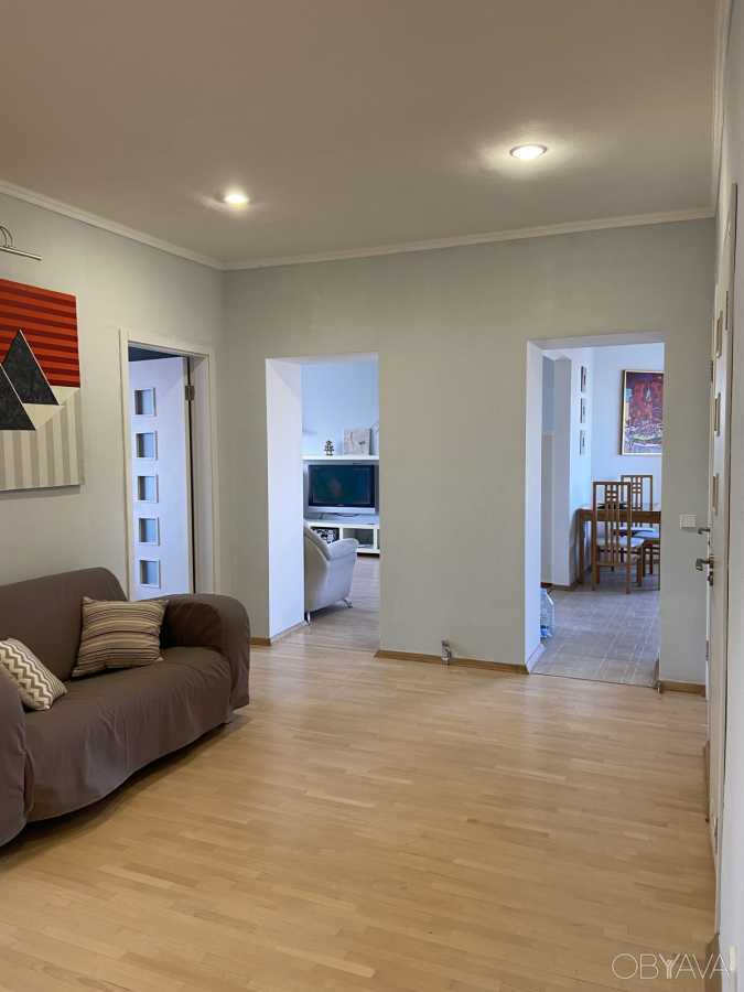 Аренда 3-комнатной квартиры 87 м², Новгородская ул., 3