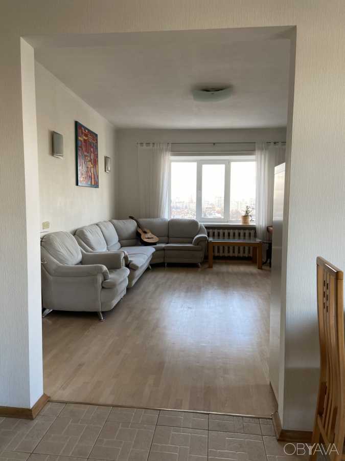 Аренда 3-комнатной квартиры 87 м², Новгородская ул., 3