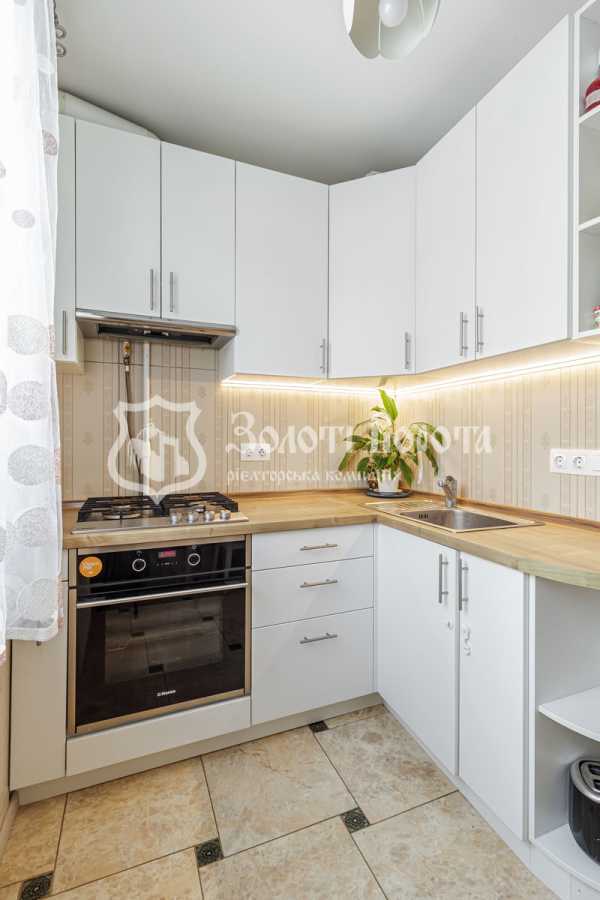 Продаж 1-кімнатної квартири 27 м², Європейська пл., Союзу, 3