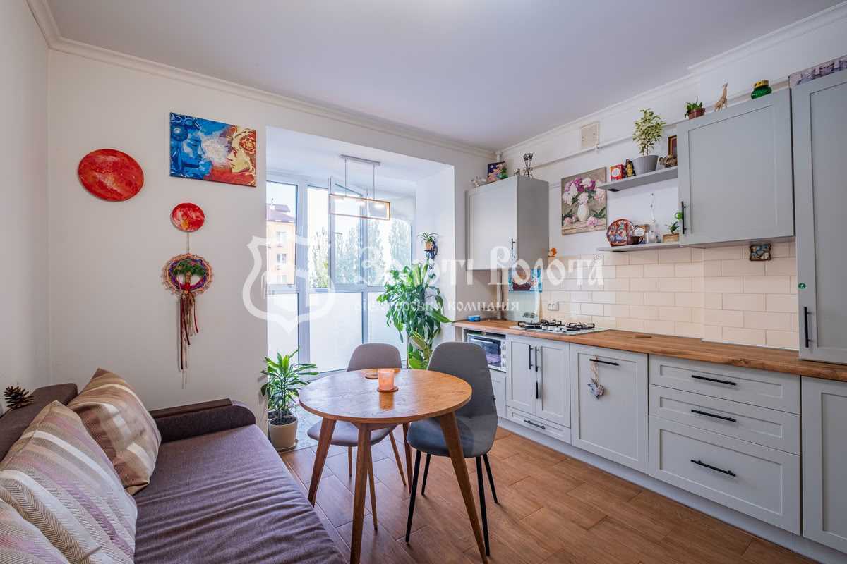 Продаж 1-кімнатної квартири 42.1 м², Академіка Кіпріанова вул., Лебедєва, 1