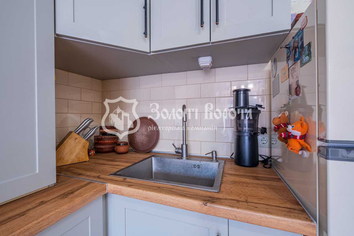 Продаж 1-кімнатної квартири 42.1 м², Академіка Кіпріанова вул., Лебедєва, 1