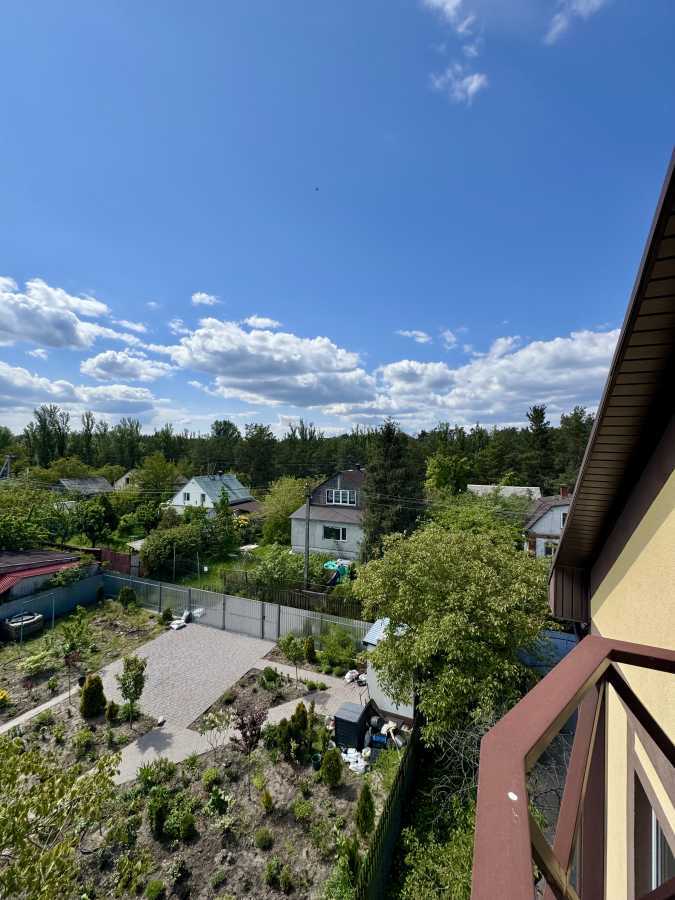 Продаж будинку 380 м²