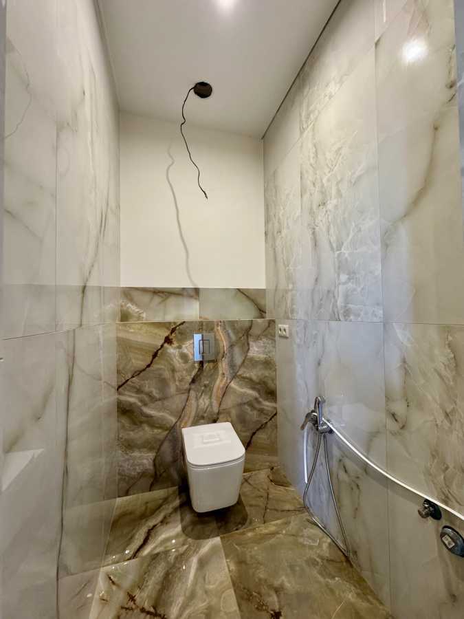Продаж будинку 380 м²
