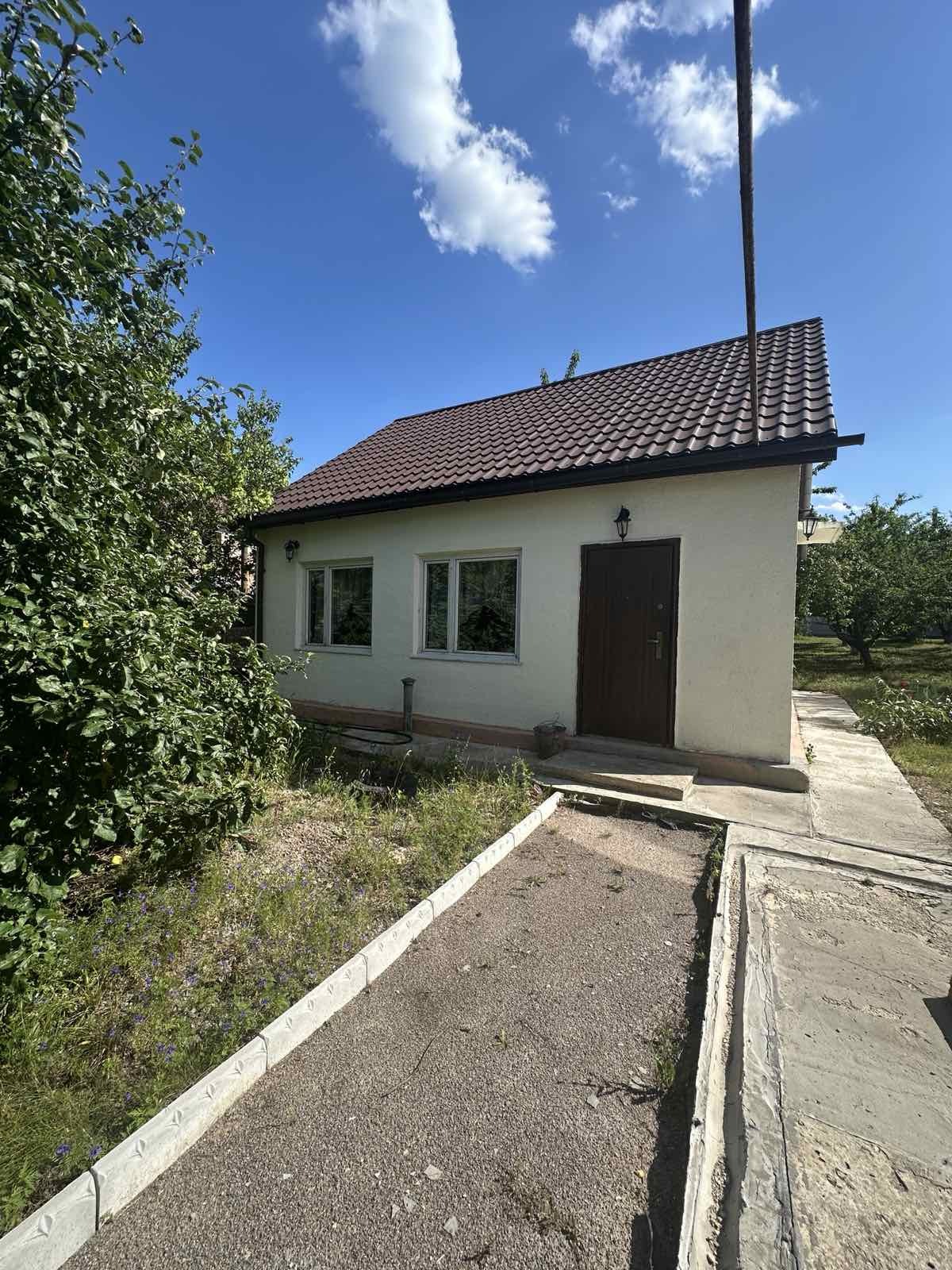 Продаж будинку 180 м²