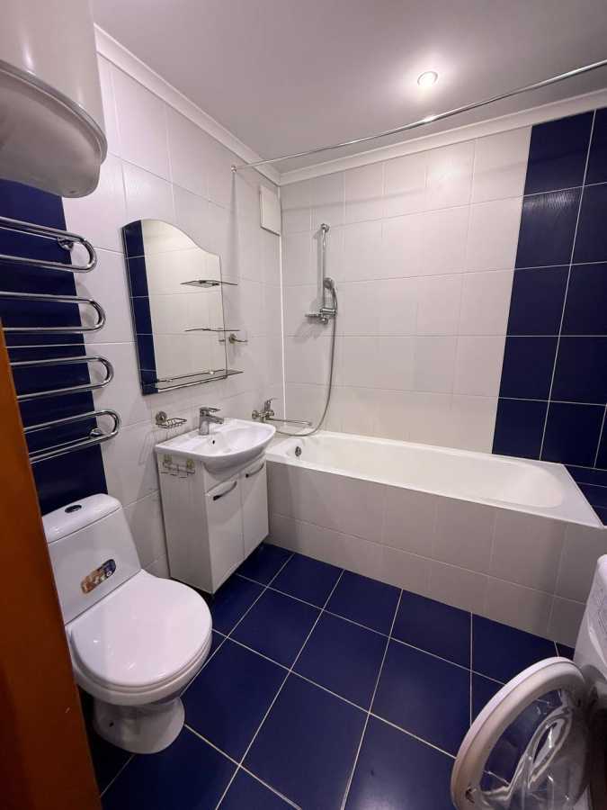 Продажа 1-комнатной квартиры 43 м², Верховинная ул., 35