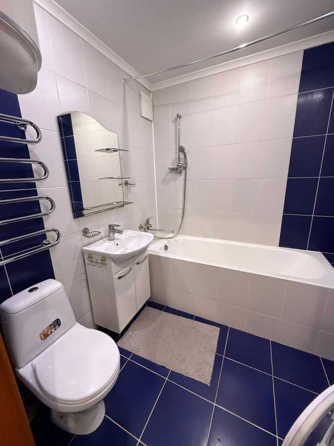 Продажа 1-комнатной квартиры 43 м², Верховинная ул., 35