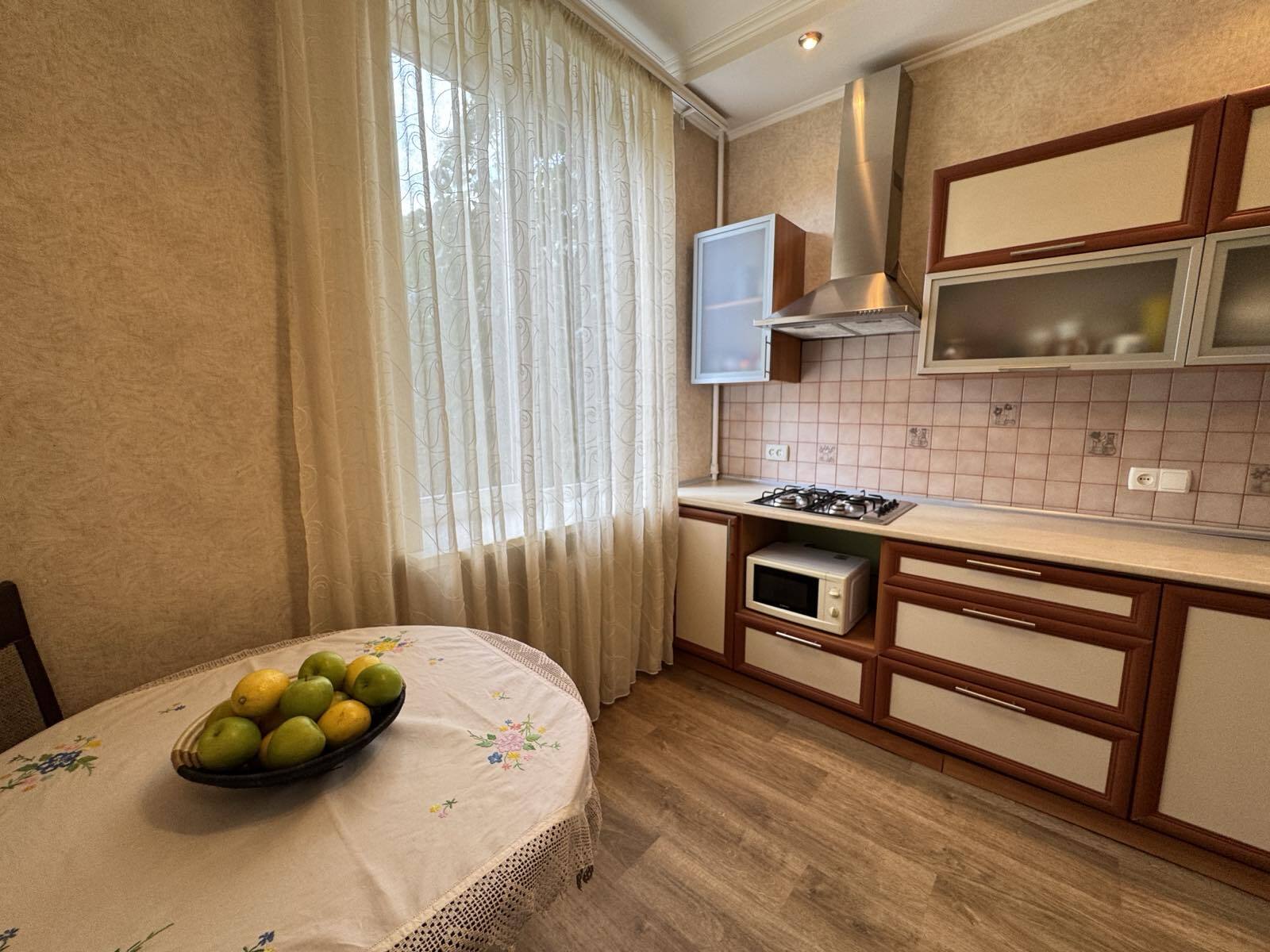 Продажа 2-комнатной квартиры 48 м², Маяковского просп.