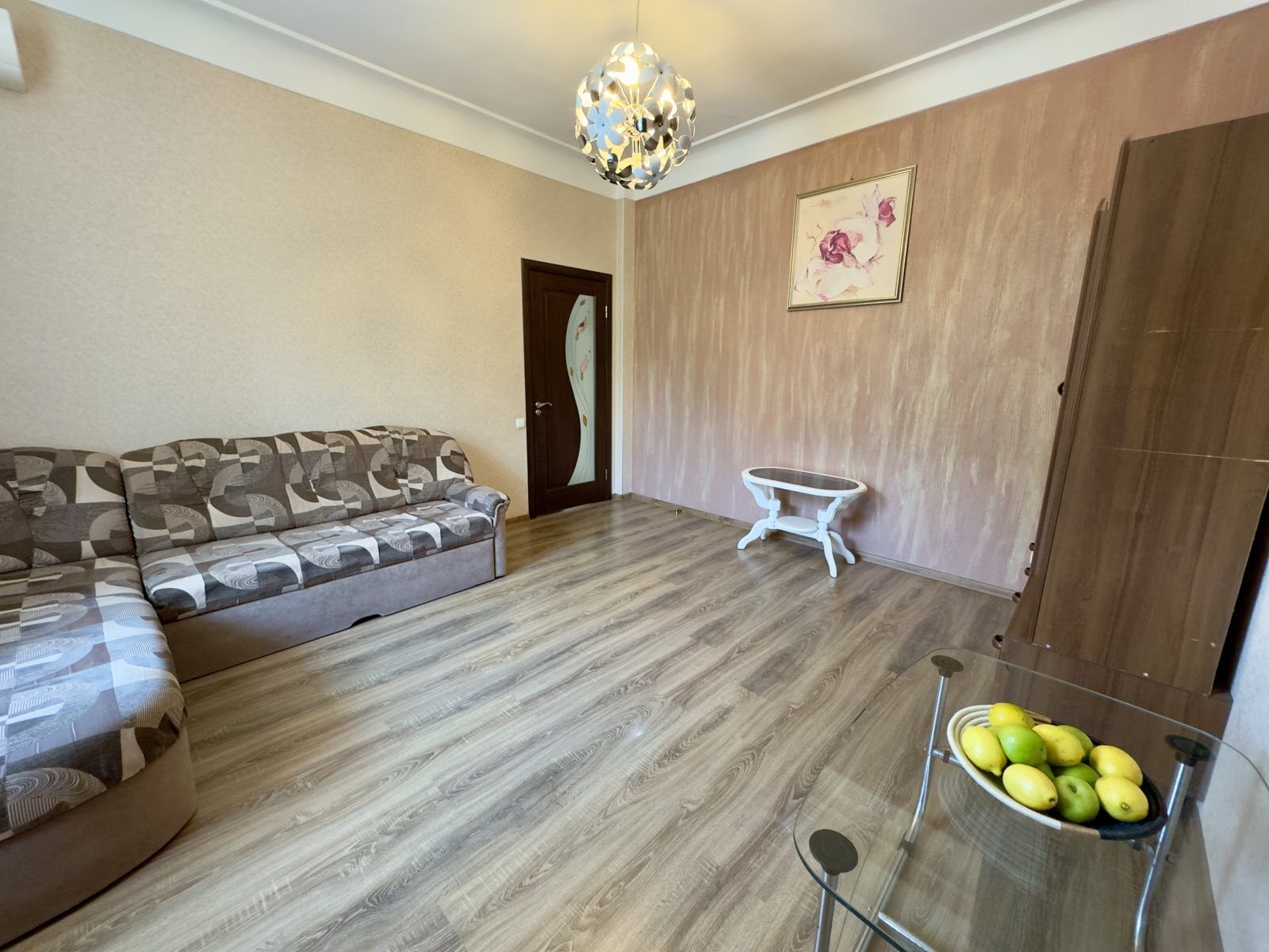 Продажа 2-комнатной квартиры 48 м², Маяковского просп.