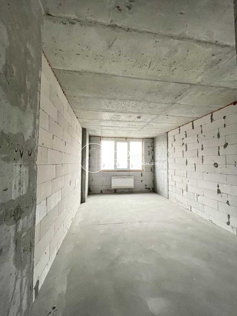 Продаж 2-кімнатної квартири 74 м², Михайла Максимовича вул., 32а