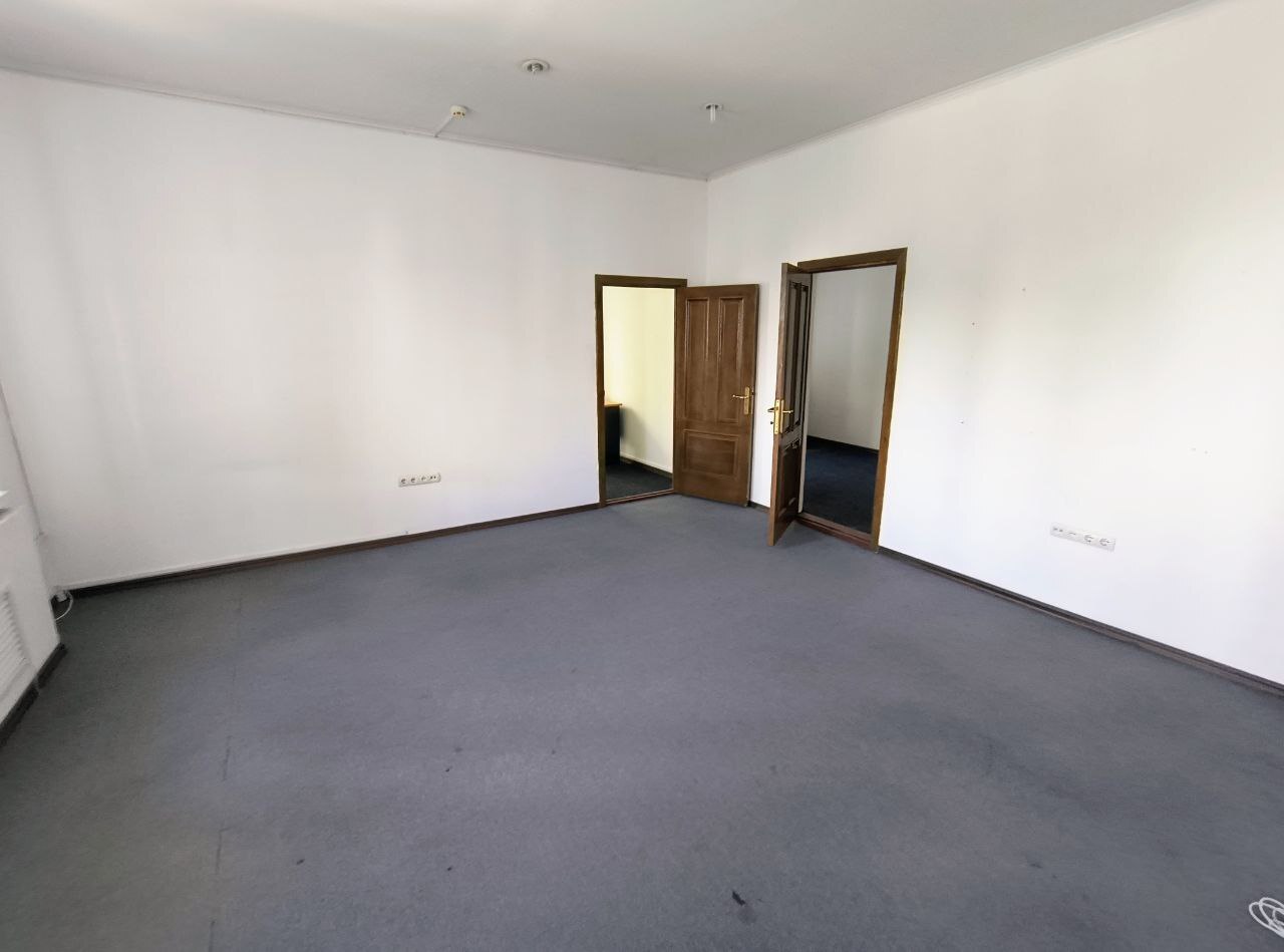 Аренда помещения свободного назначения 250 м², Саксаганского ул.
