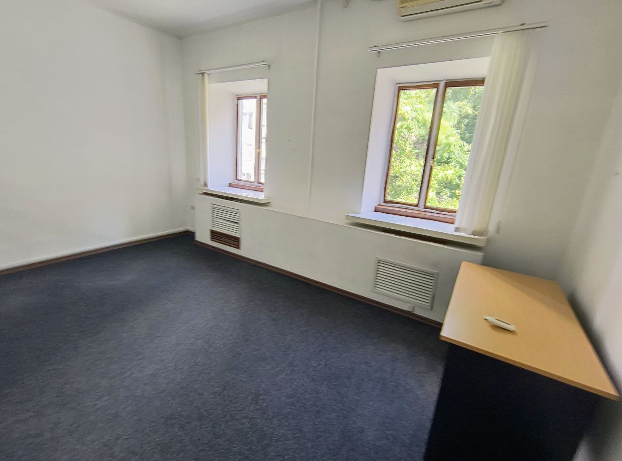 Аренда помещения свободного назначения 250 м², Саксаганского ул.