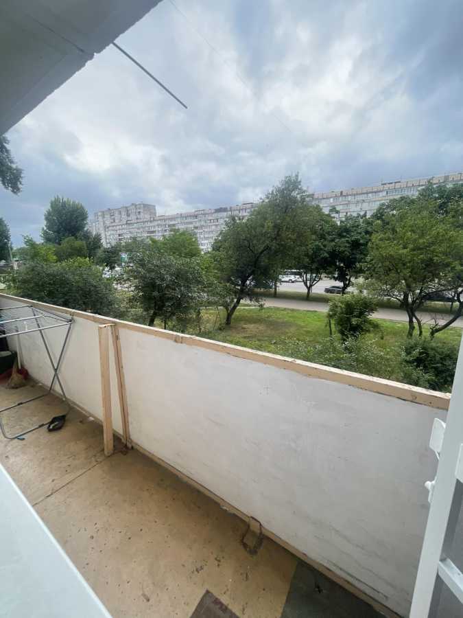 Продажа 2-комнатной квартиры 52 м², Митрополита Андрея Шептицкого ул., 1/2