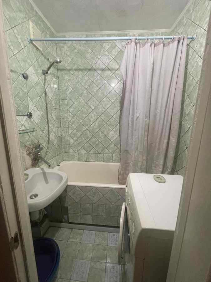 Продажа 2-комнатной квартиры 52 м², Митрополита Андрея Шептицкого ул., 1/2