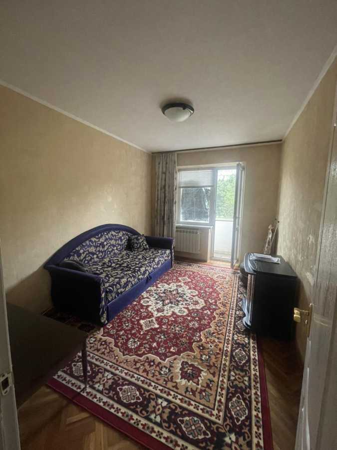 Продажа 2-комнатной квартиры 52 м², Митрополита Андрея Шептицкого ул., 1/2