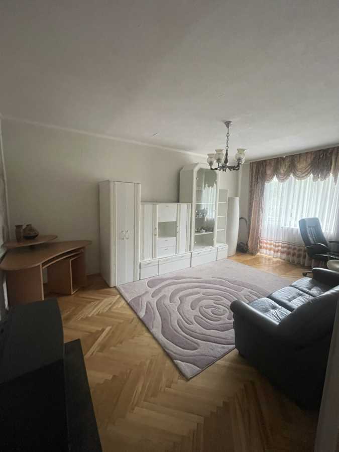 Продажа 2-комнатной квартиры 52 м², Митрополита Андрея Шептицкого ул., 1/2