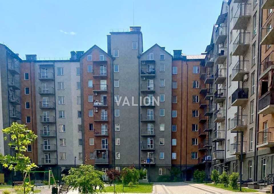 Продажа 2-комнатной квартиры 59.1 м², Героев Крут ул., 10