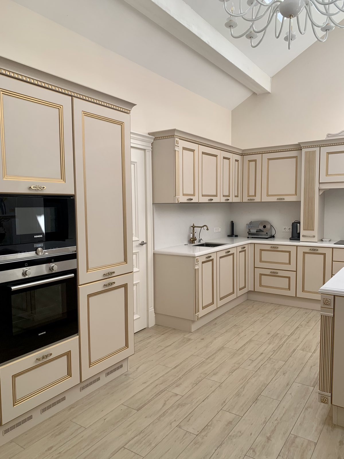 Продажа дома 550 м², 77-я Садовая ул.