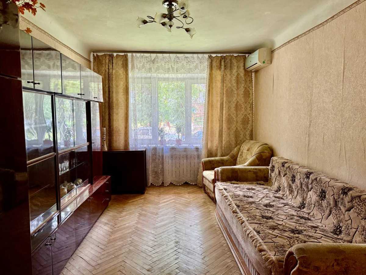 Продаж 2-кімнатної квартири 43 м², Олеся Бабія вул., Телиги, 37