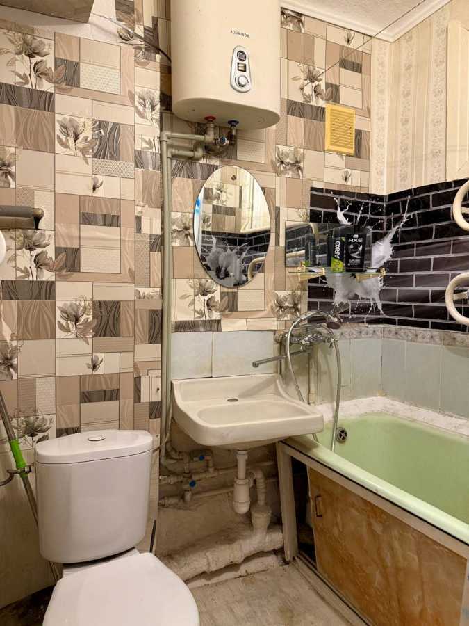 Продаж 2-кімнатної квартири 43 м², Олеся Бабія вул., Телиги, 37