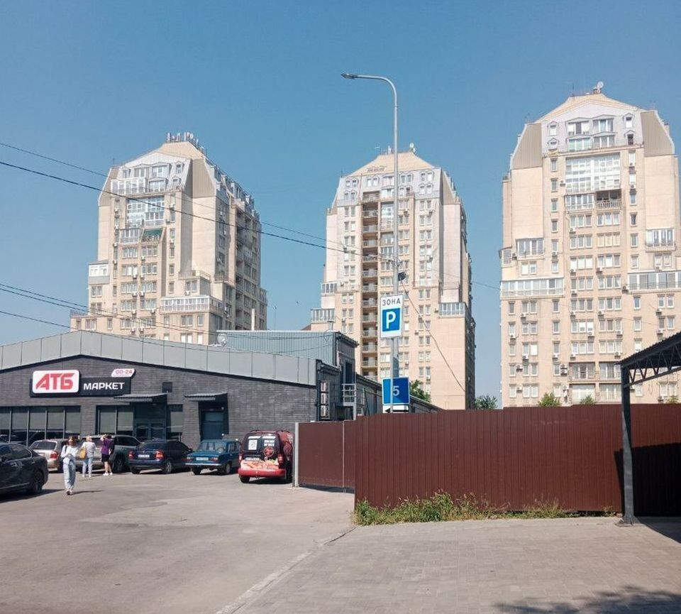 Продажа 3-комнатной квартиры 109 м², 8 Марта (Слобожанское) ул.