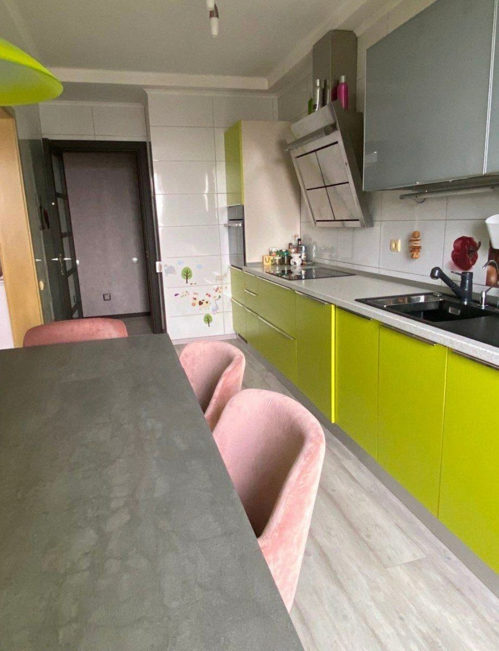 Продажа 3-комнатной квартиры 109 м², 8 Марта (Слобожанское) ул.