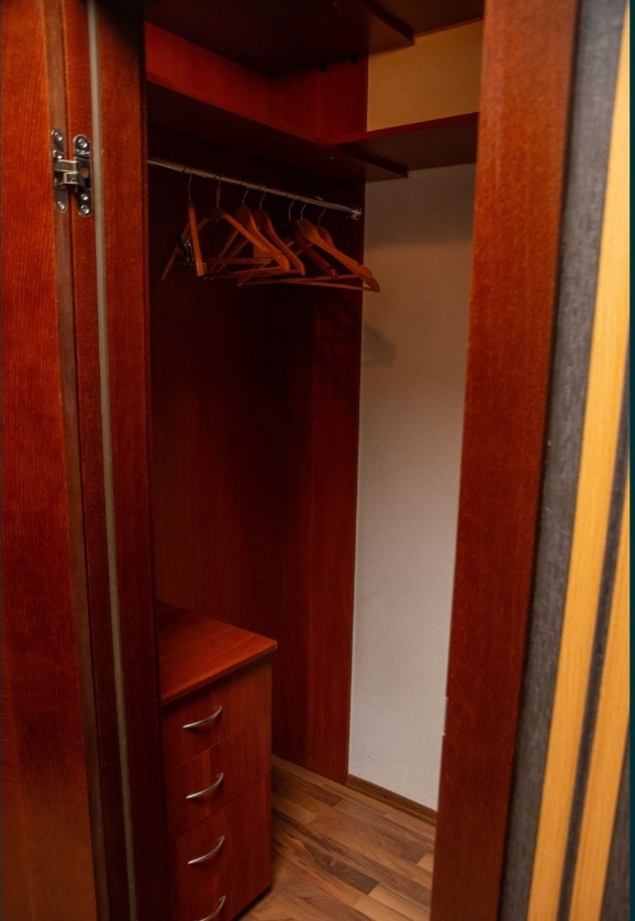 Продаж 3-кімнатної квартири 100 м², Павла Тичини просп., 16/2