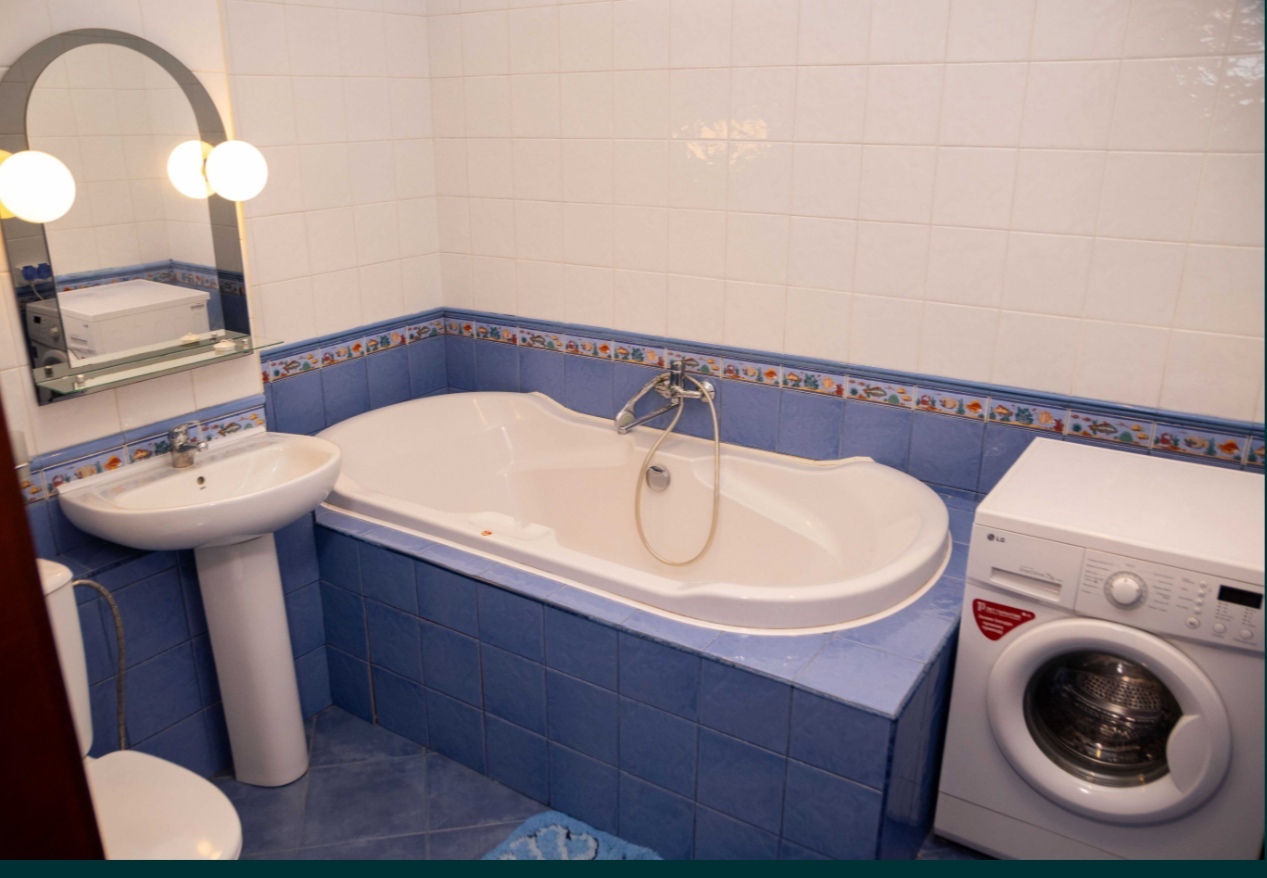 Продаж 3-кімнатної квартири 100 м², Павла Тичини просп., 16/2