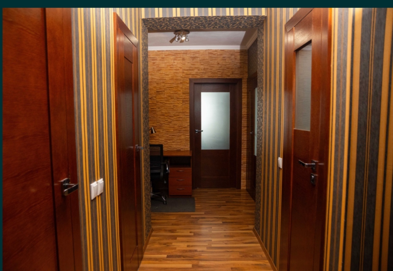 Продаж 3-кімнатної квартири 100 м², Павла Тичини просп., 16/2