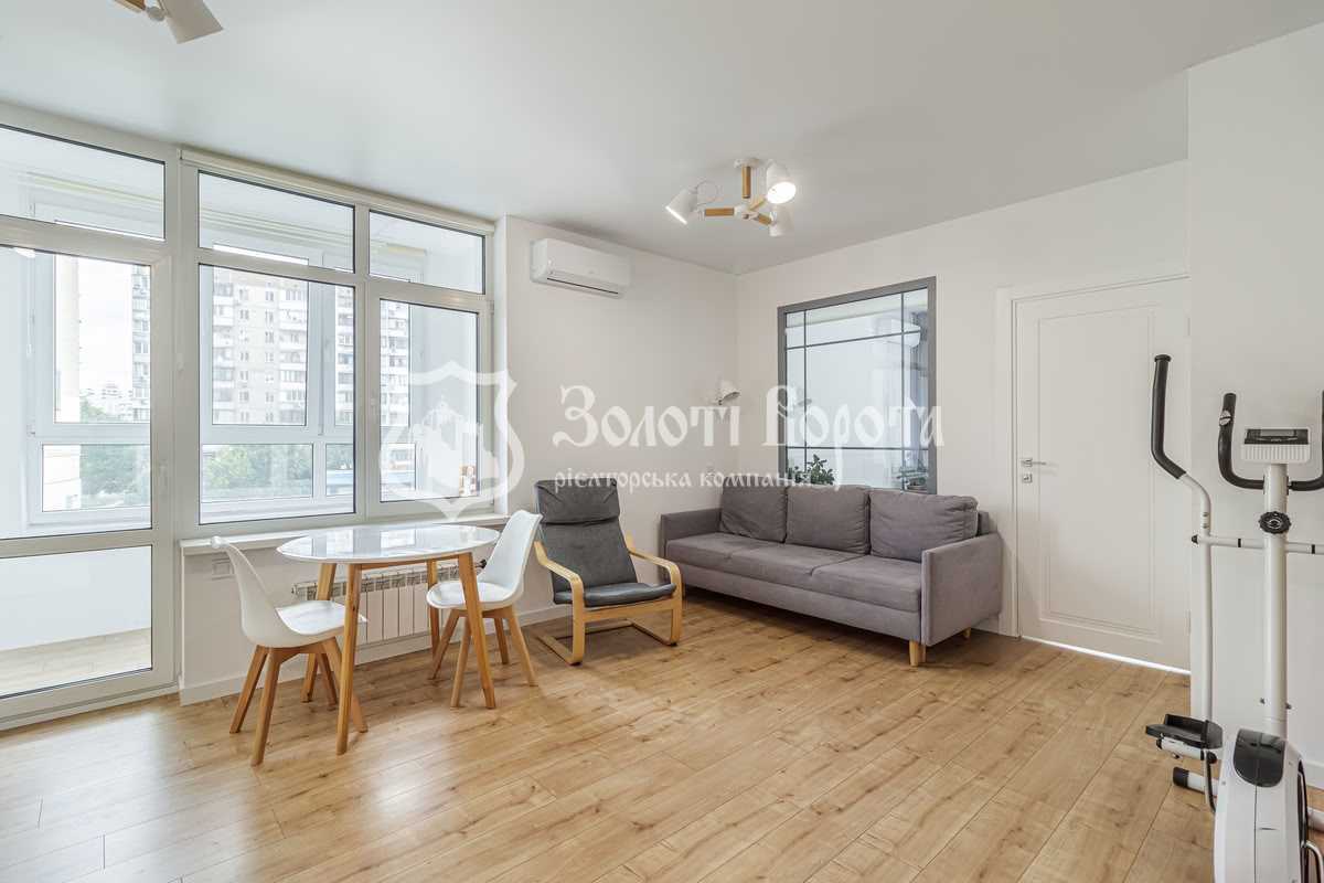 Продажа 1-комнатной квартиры 44.7 м², Михаила Донца ул., Драгоманова, 10