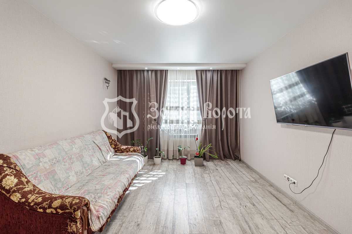 Продажа 3-комнатной квартиры 74 м², Николая Закревского ул., 89
