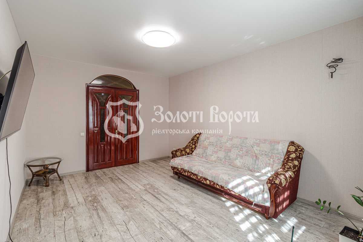 Продажа 3-комнатной квартиры 74 м², Николая Закревского ул., 89