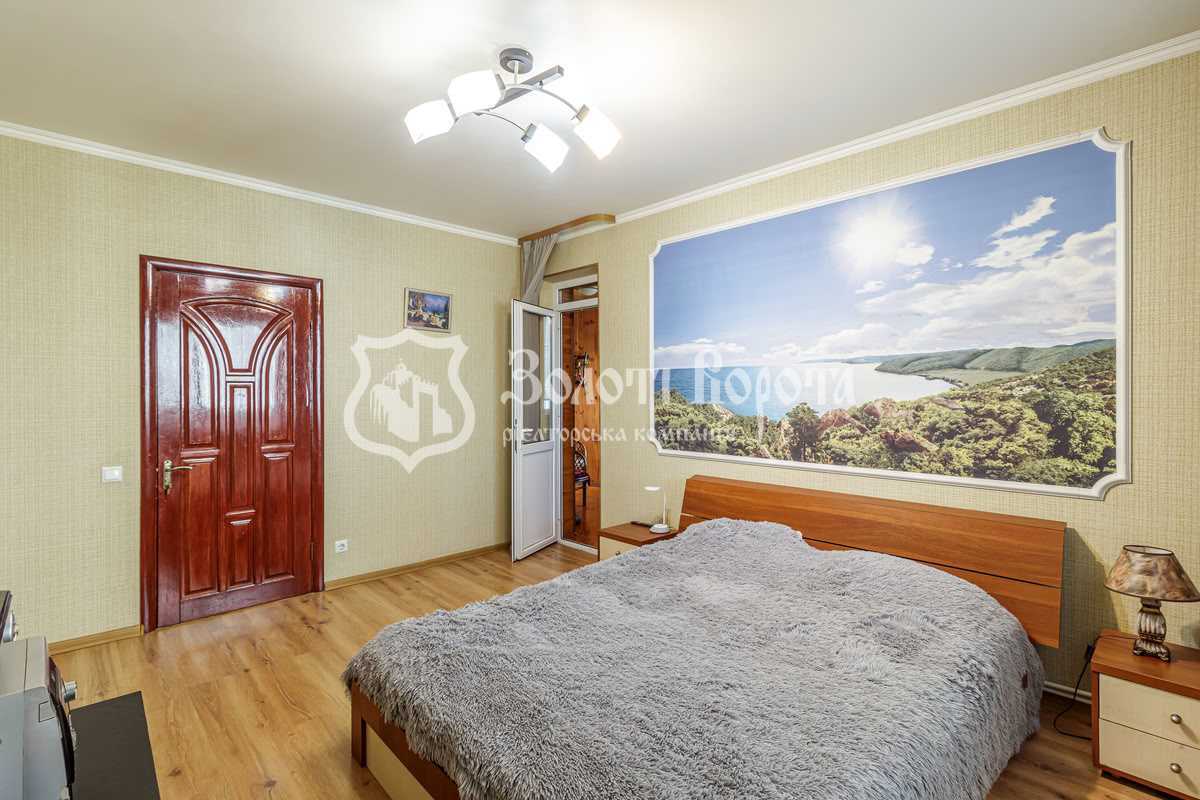 Продажа 3-комнатной квартиры 74 м², Николая Закревского ул., 89