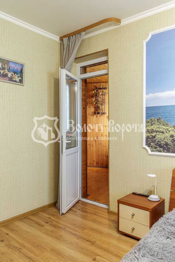 Продажа 3-комнатной квартиры 74 м², Николая Закревского ул., 89
