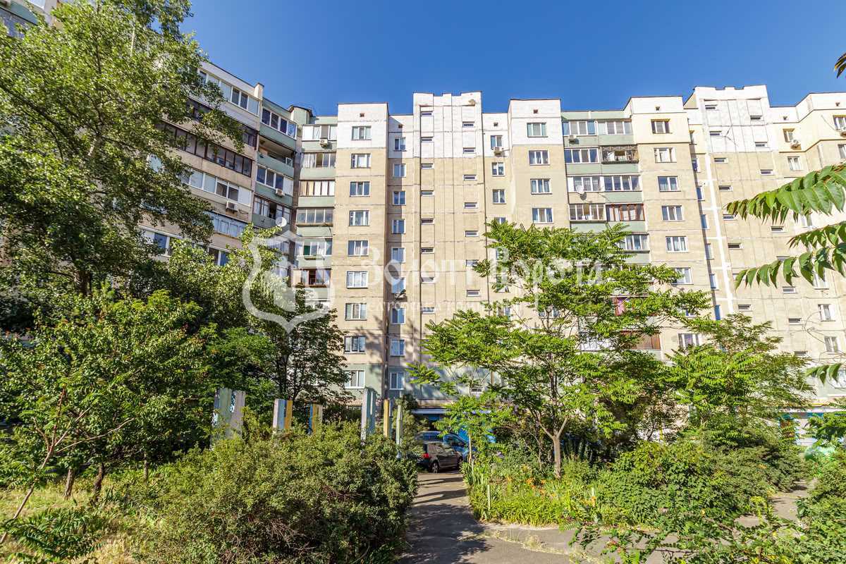 Продажа 3-комнатной квартиры 74 м², Николая Закревского ул., 89
