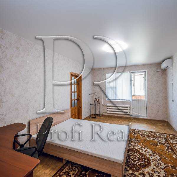 Продажа 5-комнатной квартиры 99 м², Тростянецкая ул., 3