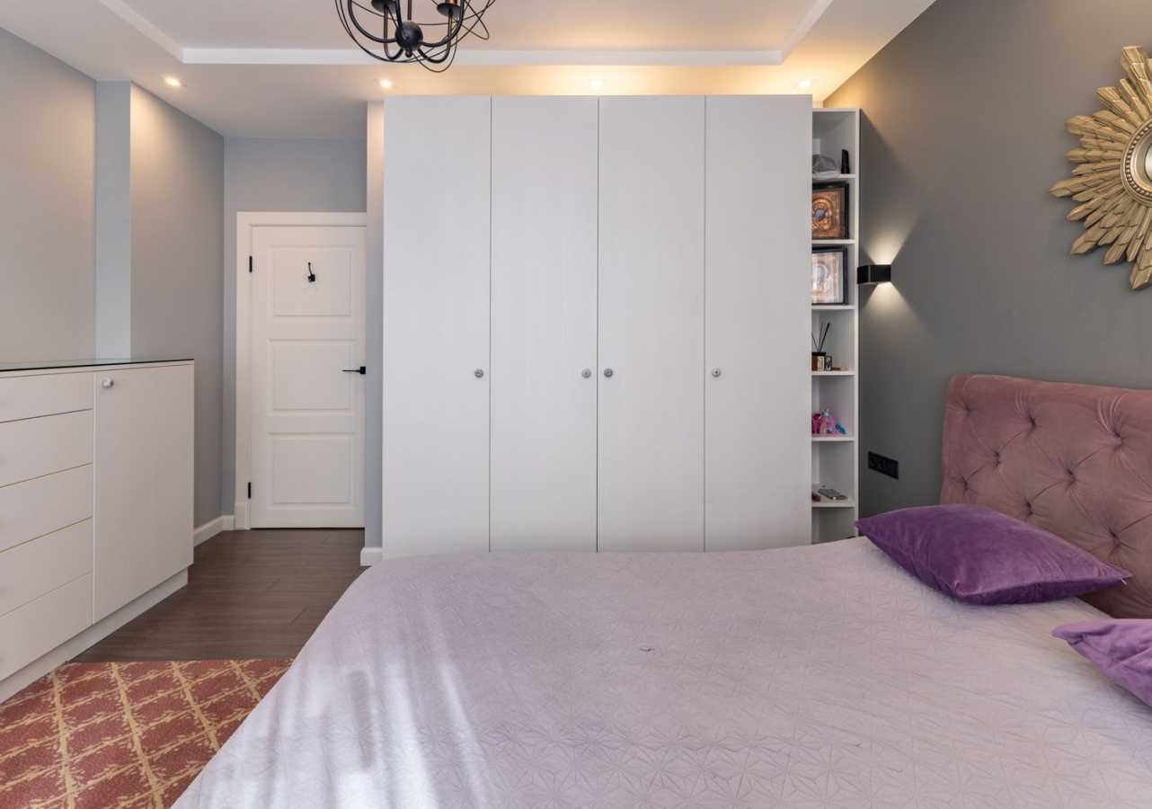 Продажа 3-комнатной квартиры 110 м², Михаила Донца ул., Ломоносова, 48