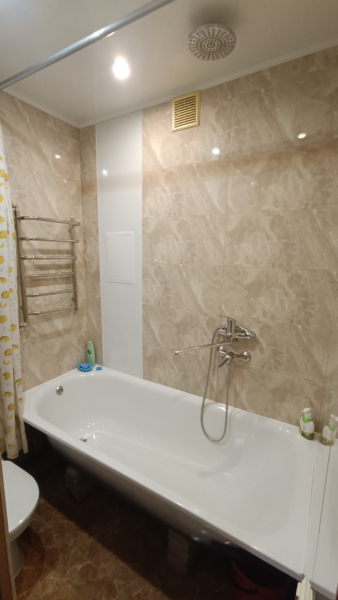 1-кімнатна квартира подобово 27 м², Риздвяная ул., 69