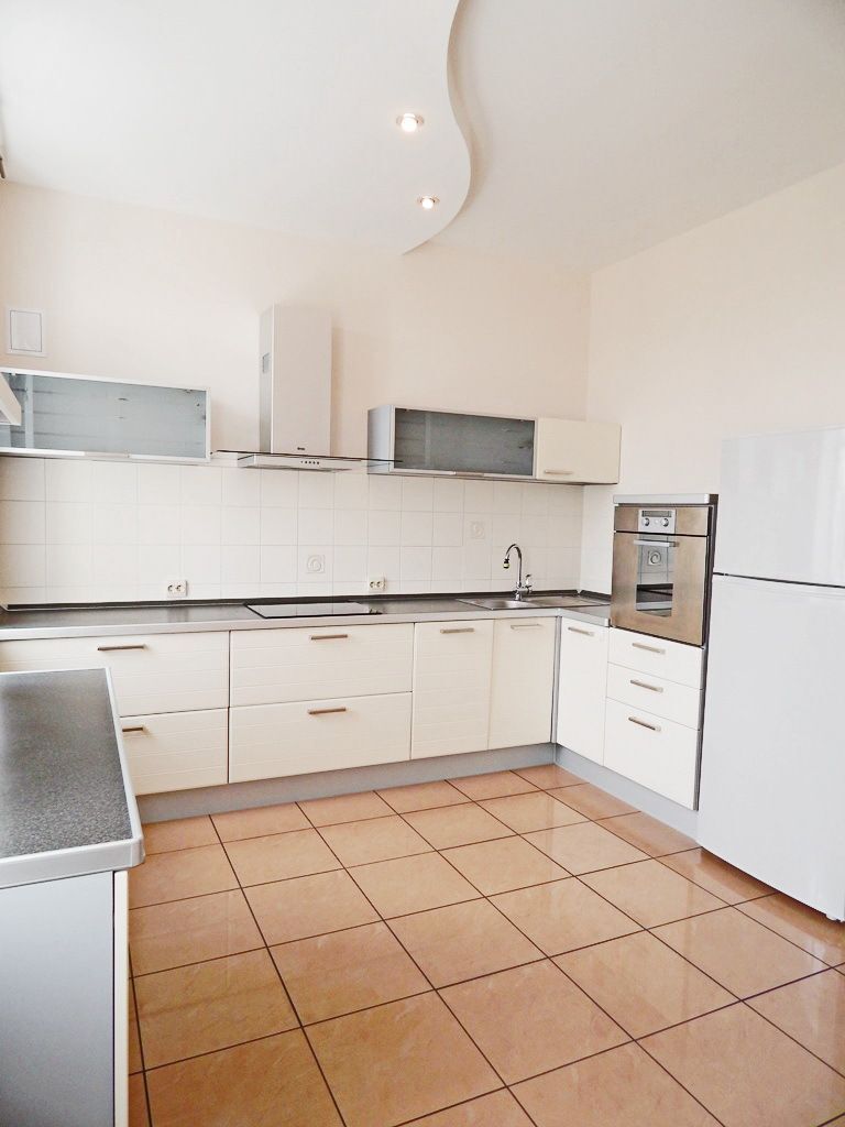 Продаж 2-рівневої квартири 126 м², Межигірська вул., 5