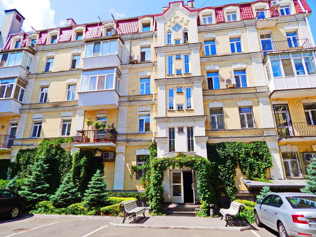 Продаж 2-рівневої квартири 126 м², Межигірська вул., 5