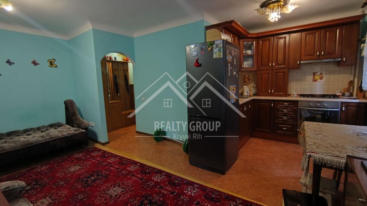 Продажа 2-комнатной квартиры 42.7 м², Курчатова ул., 5