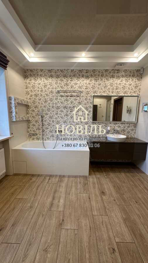 Продаж будинку 389 м², Затишна вул.