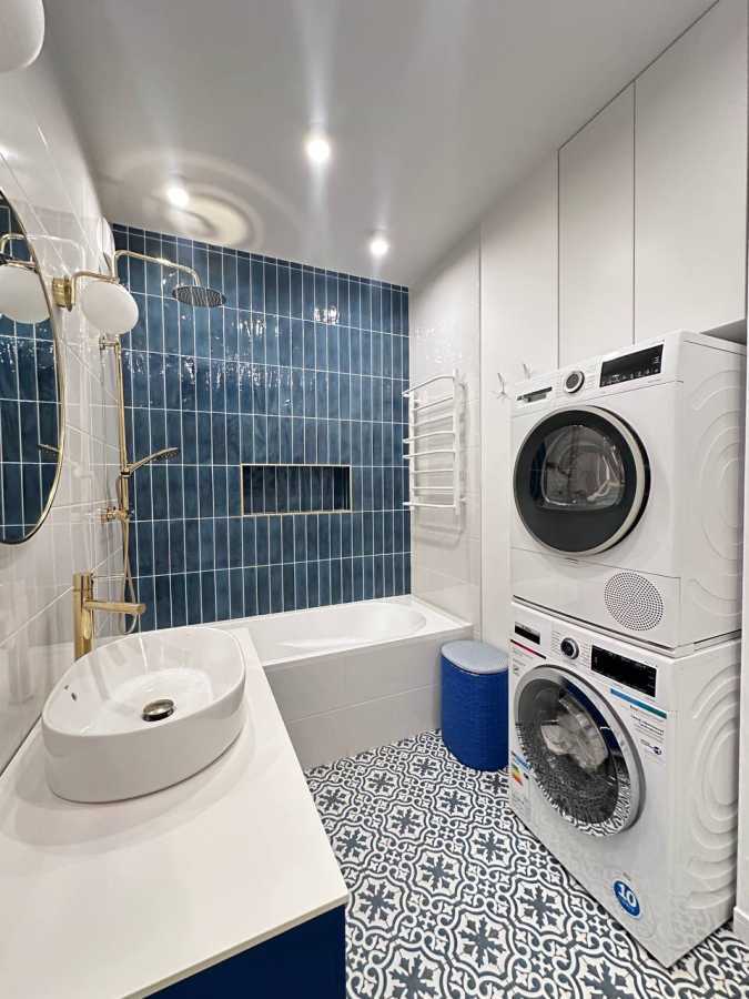 Продажа 2-комнатной квартиры 66.6 м², Салютная ул., 2