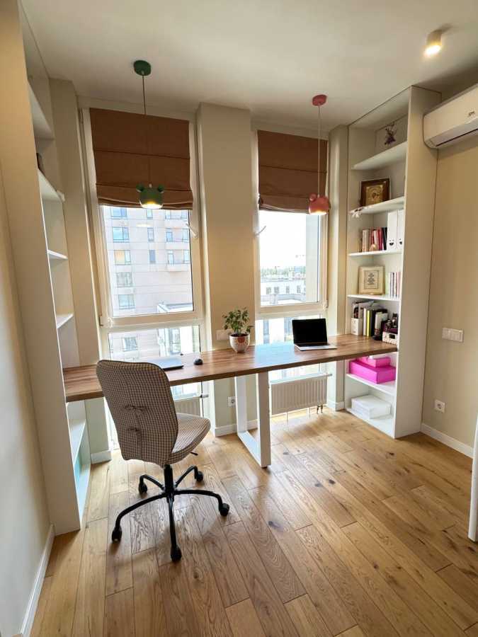 Продажа 2-комнатной квартиры 66.6 м², Салютная ул., 2