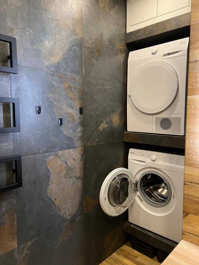 Продажа 2-комнатной квартиры 59 м², Михаила Максимовича ул., 24