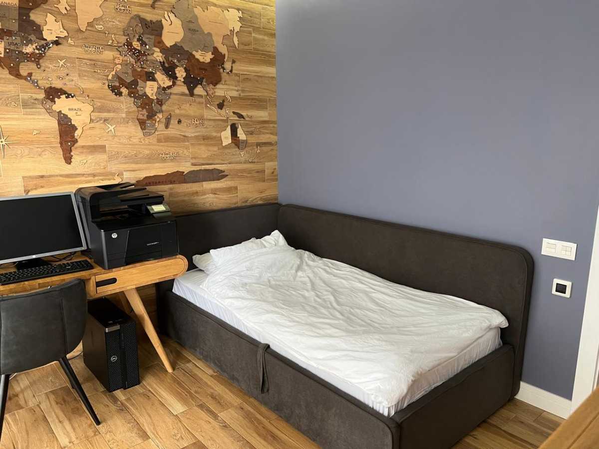 Продажа 2-комнатной квартиры 59 м², Михаила Максимовича ул., 24