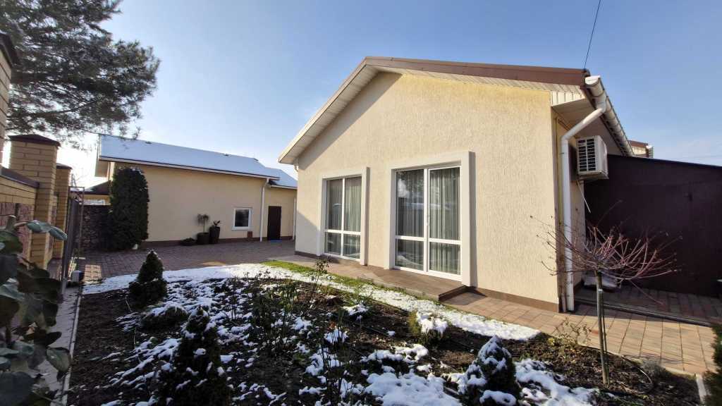 Продаж будинку 250 м², Андріївська вул.
