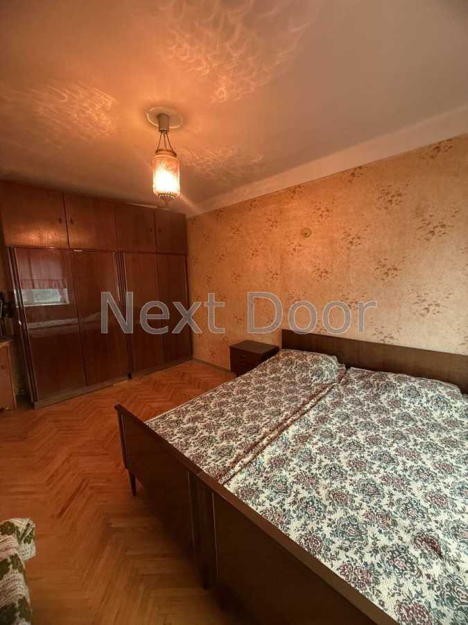 Продаж 3-кімнатної квартири 72 м², Березняківська вул., 14А