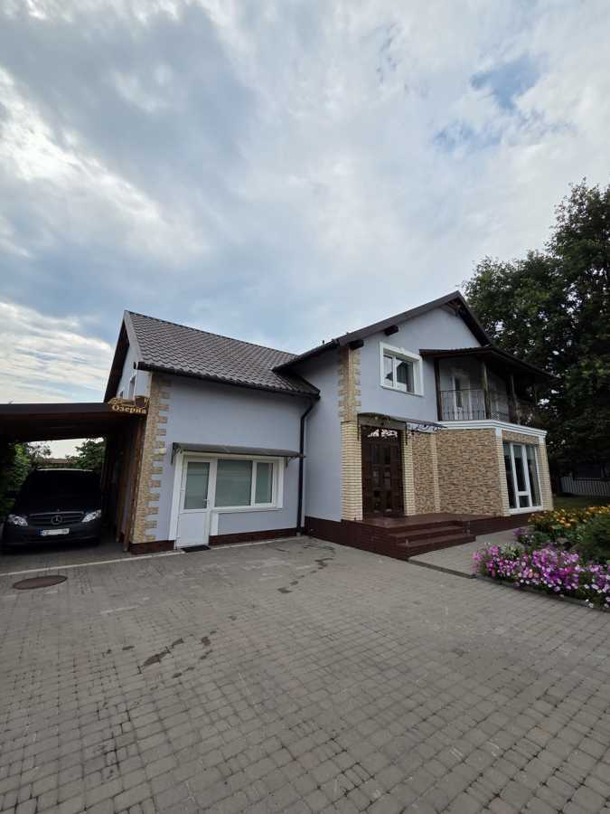 Продаж будинку 269 м², Озерна вул.