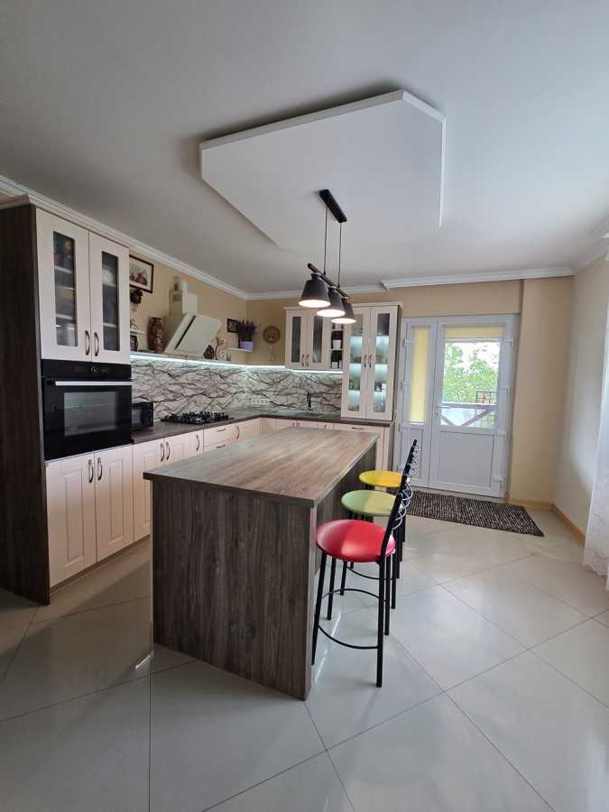 Продаж будинку 269 м², Озерна вул.